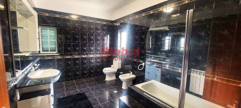 Moradia Isolada T6 Venda em São João de Lourosa,Viseu