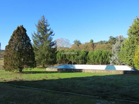Quinta T8 Venda em Moimenta da Serra e Vinhó,Gouveia
