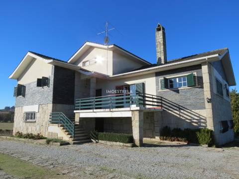Quinta T8 Venda em Moimenta da Serra e Vinhó,Gouveia