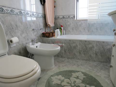 Moradia Isolada T6 Venda em Seia, São Romão e Lapa dos Dinheiros,Seia