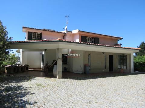 Moradia Isolada T6 Venda em Seia, São Romão e Lapa dos Dinheiros,Seia