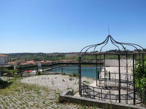 Moradia Isolada T6 Venda em Seia, São Romão e Lapa dos Dinheiros,Seia