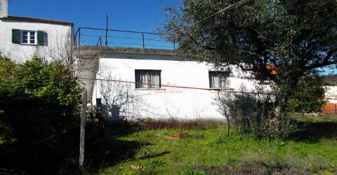 Moradia T3 Venda em Meruge,Oliveira do Hospital