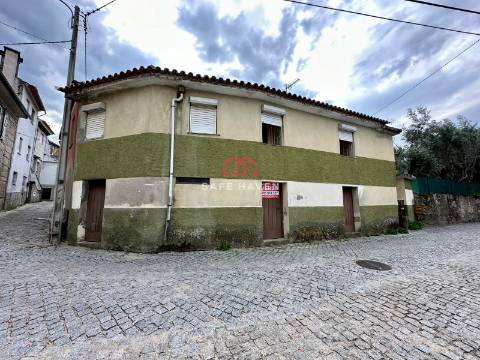 Moradia para Restaurar T1 Venda em Abrunhosa-a-Velha,Mangualde