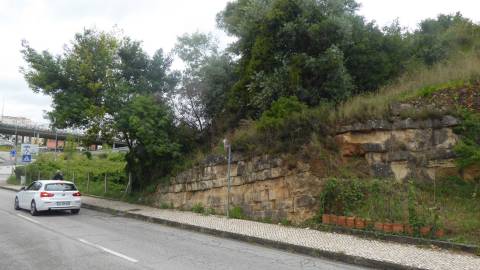Terreno para construção - Santa Clara, Coimbra.