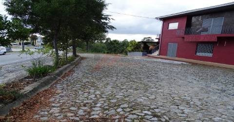 Prédio T3 Venda em São Gens,Fafe