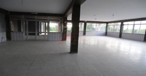 Prédio T3 Venda em São Gens,Fafe