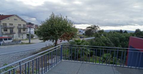 Prédio T3 Venda em São Gens,Fafe