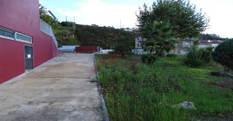 Prédio T3 Venda em São Gens,Fafe