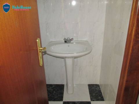 Loja  Venda em Ranhados,Viseu