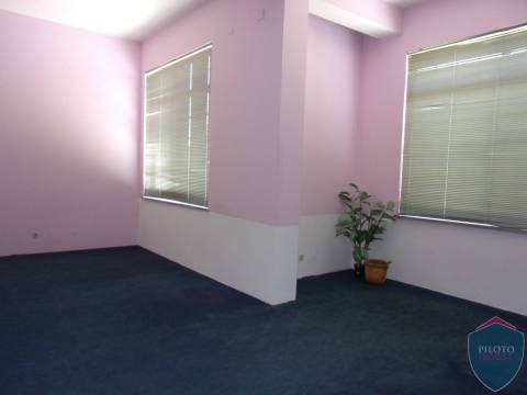 Escritório  Arrendamento em Campo,Viseu