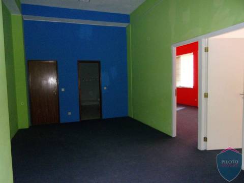 Escritório  Arrendamento em Campo,Viseu