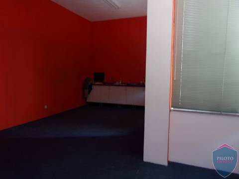 Escritório  Arrendamento em Campo,Viseu