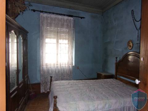 Moradia Rústica T3 Venda em Silgueiros,Viseu