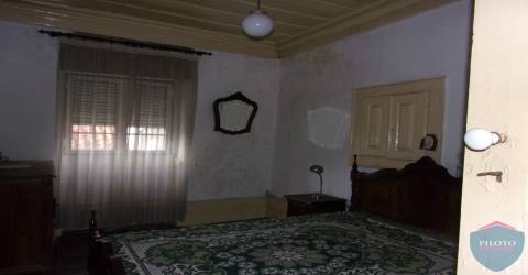 Moradia Rústica T4 Venda em Silgueiros,Viseu