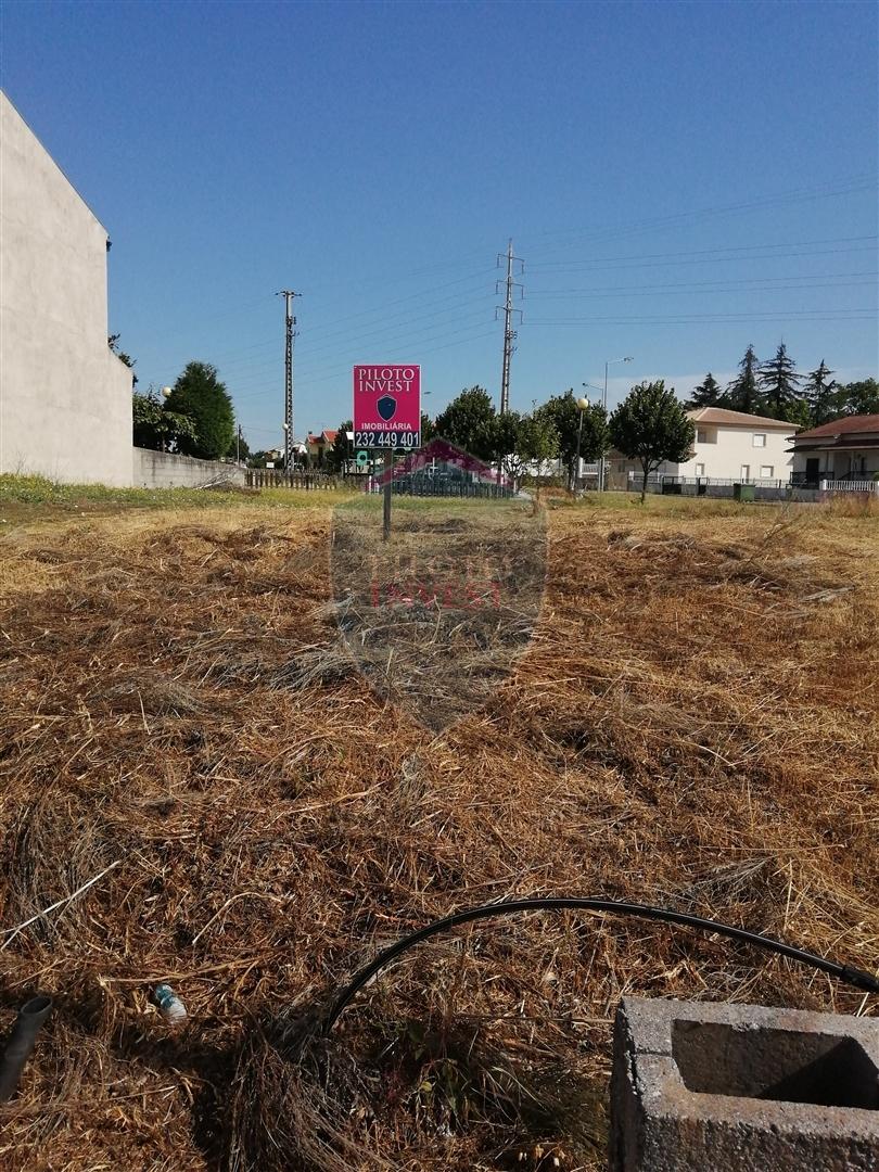 Lote de Terreno  Venda em Santar e Moreira,Nelas