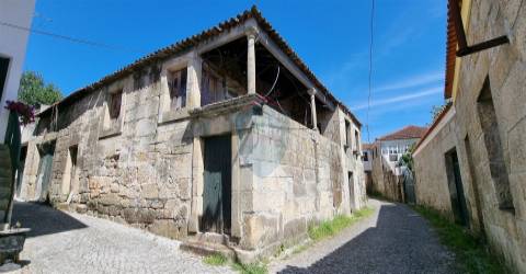 Moradia para Restaurar T4 Venda em Ribafeita,Viseu