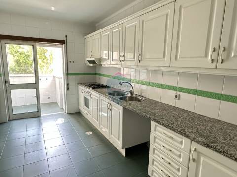 Apartamento T2 Arrendamento em Viseu,Viseu