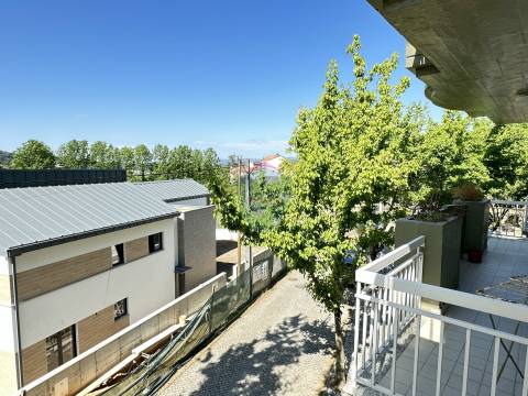 Apartamento T2 Arrendamento em Viseu,Viseu