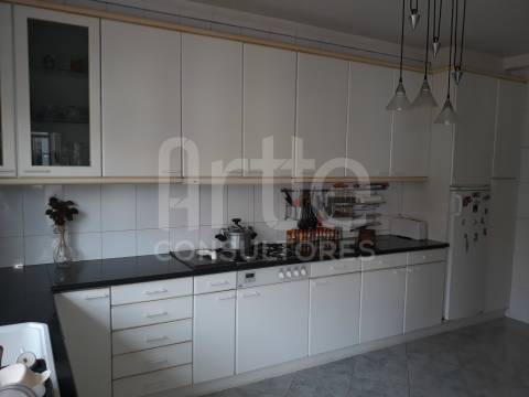 Moradia T5 Venda em Avelãs de Caminho,Anadia