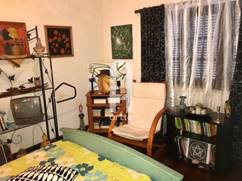 Moradia V5+1 isolada em Carvoeira, Mafra