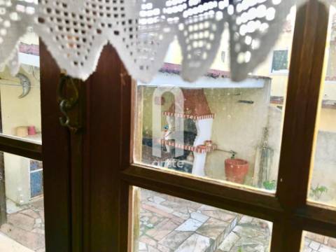 Moradia V5+1 isolada em Carvoeira, Mafra