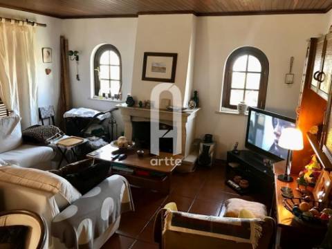 Moradia V5+1 isolada em Carvoeira, Mafra