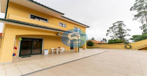 Moradia T5 Venda em Tabuadelo e São Faustino,Guimarães