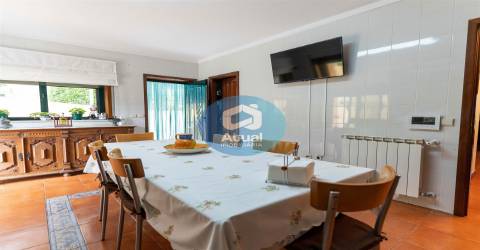 Moradia T5 Venda em Tabuadelo e São Faustino,Guimarães