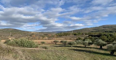 Terreno rústico com viabilidade de construção