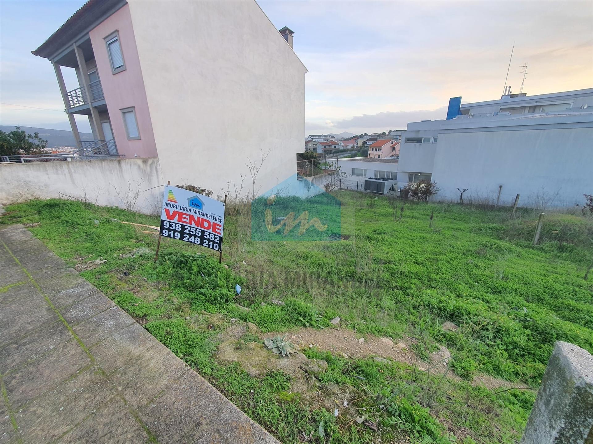 Lote de Terreno para Venda em Mirandela