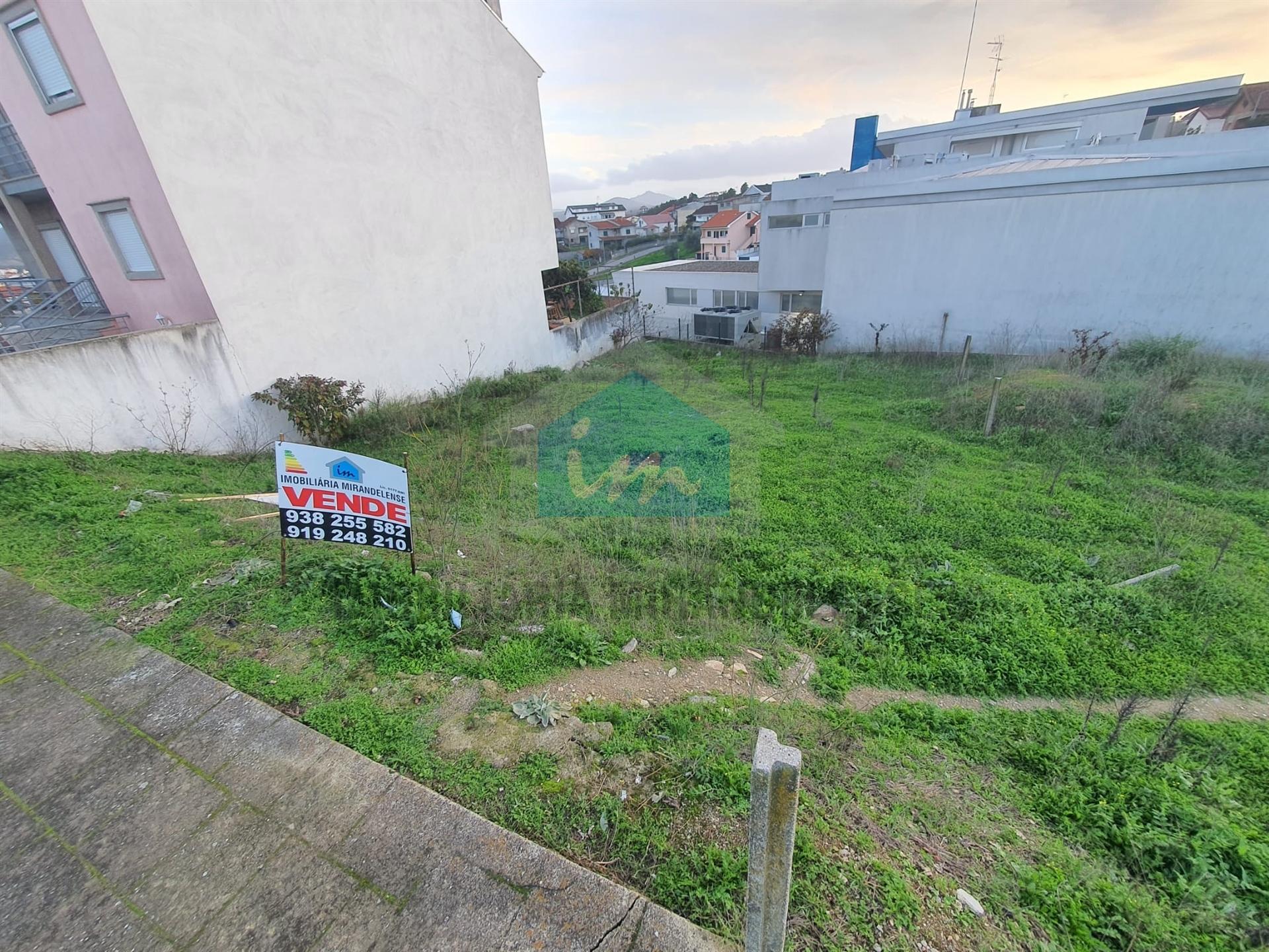 Lote de Terreno para Venda em Mirandela