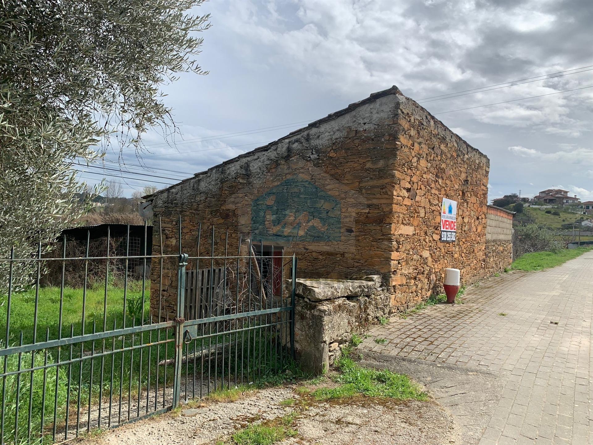 Terreno Agricola para Venda na cidade de Mirandela