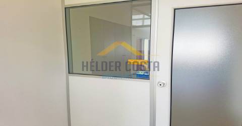 Loja  Arrendamento em Caldas de Vizela (São Miguel e São João),Vizela