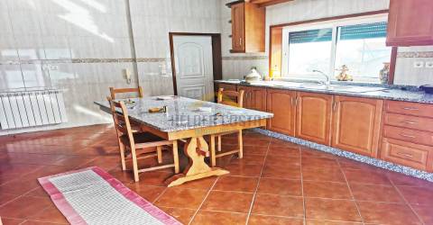 Moradia T3+1 Venda em Vila Fria e Vizela (São Jorge),Felgueiras