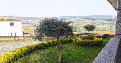 Moradia T3+1 Venda em Vila Fria e Vizela (São Jorge),Felgueiras