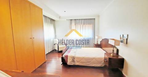 Moradia em Banda T4 Venda em Azurém,Guimarães