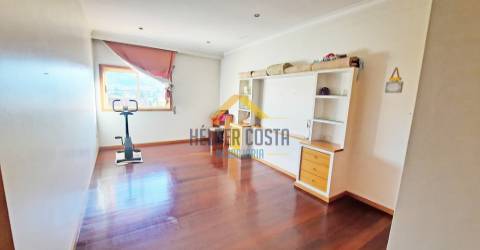 Moradia em Banda T4 Venda em Azurém,Guimarães