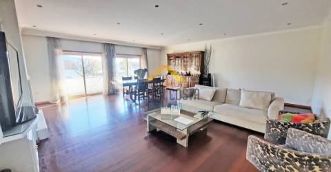 Moradia em Banda T4 Venda em Azurém,Guimarães