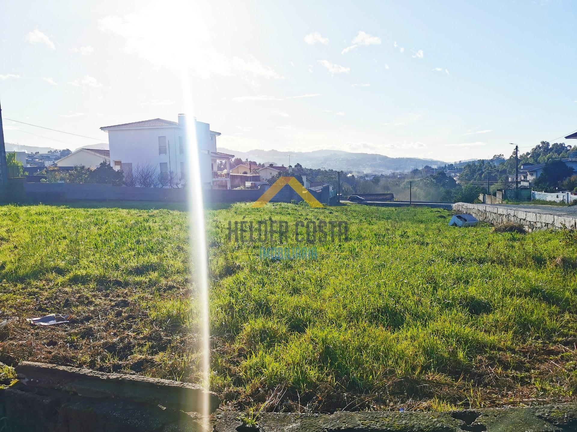 Lote de Terreno  Venda em Vilarinho,Santo Tirso