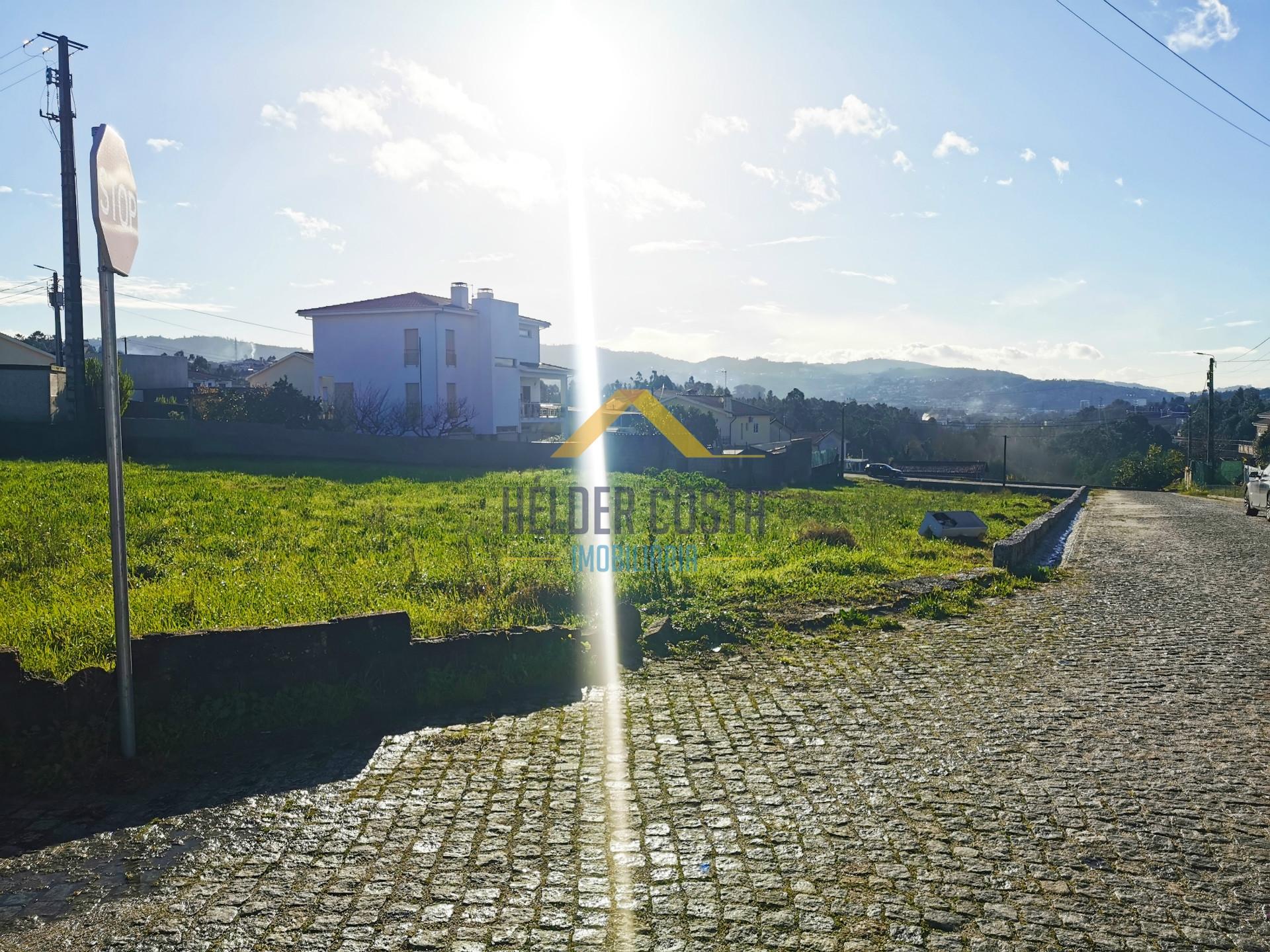 Lote de Terreno  Venda em Vilarinho,Santo Tirso