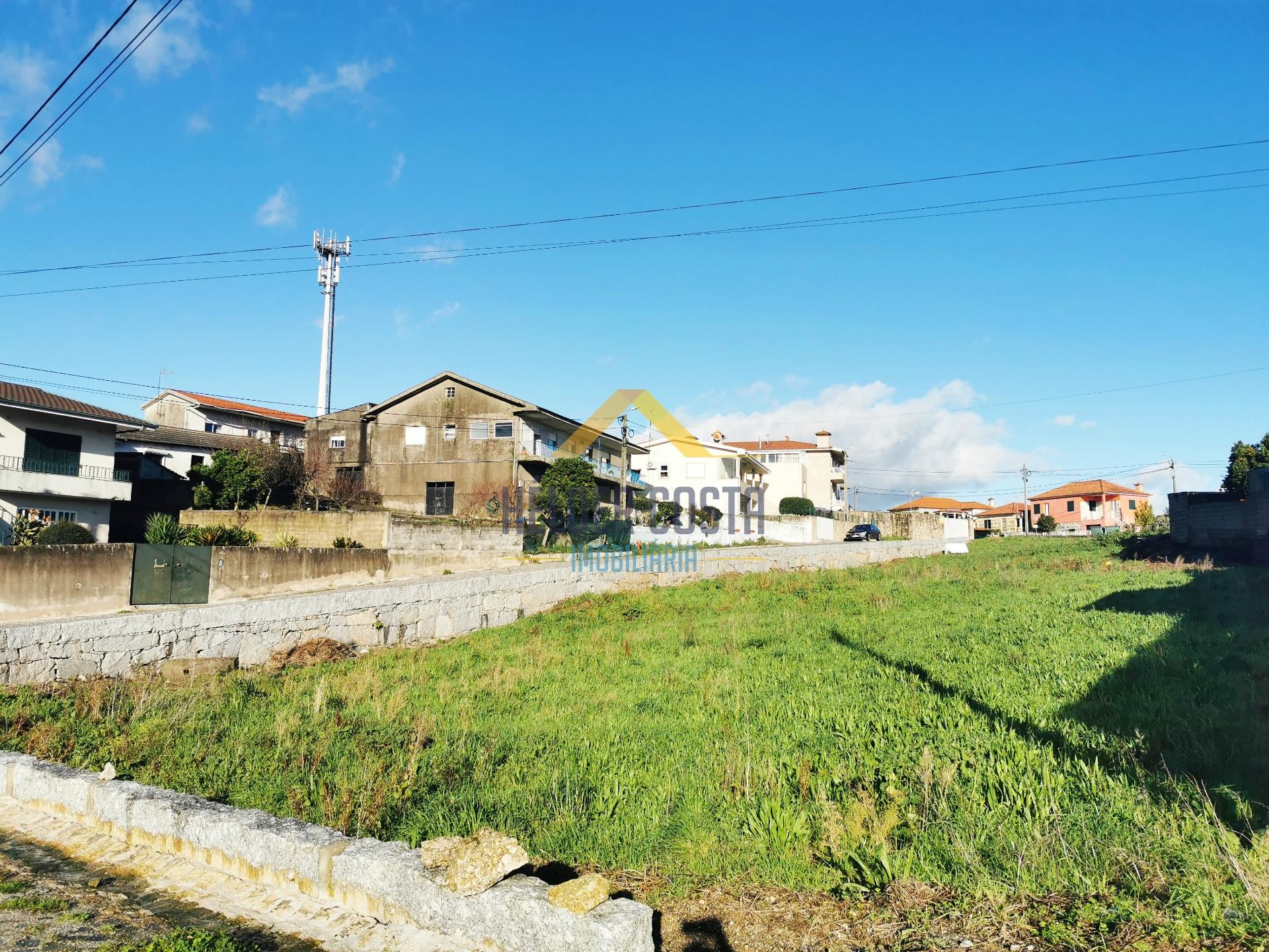 Lote de Terreno  Venda em Vilarinho,Santo Tirso