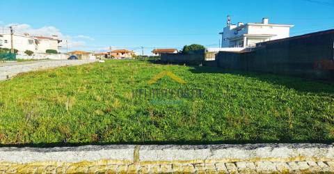 Lote de Terreno  Venda em Vilarinho,Santo Tirso