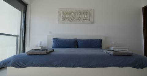 Cavalo Preto Luxury Beach Apartment: Lindo Apartamento T2 para Férias em Quarteira