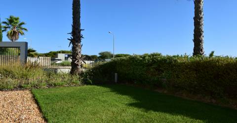 Cavalo Preto Luxury Beach Apartment: Lindo Apartamento T2 para Férias em Quarteira