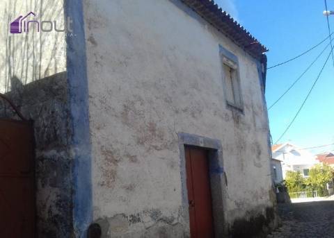 Moradia T0 Venda em Póvoa de Rio de Moinhos e Cafede,Castelo Branco
