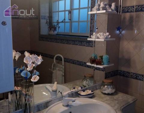 Moradia T4 Venda em Celorico (São Pedro e Santa Maria) e Vila Boa do Mondego,Celorico da Beira