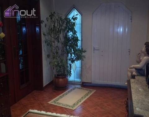 Moradia T4 Venda em Celorico (São Pedro e Santa Maria) e Vila Boa do Mondego,Celorico da Beira