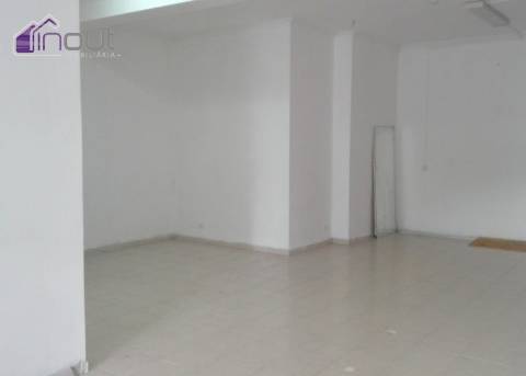 Loja  Arrendamento em Guarda,Guarda