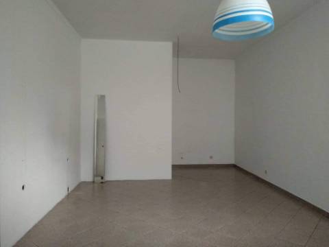 Loja  Arrendamento em Castelo Branco,Castelo Branco